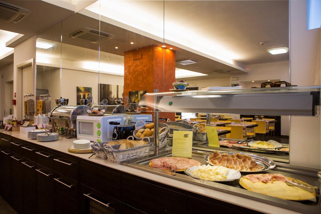 Hotel Western 3*