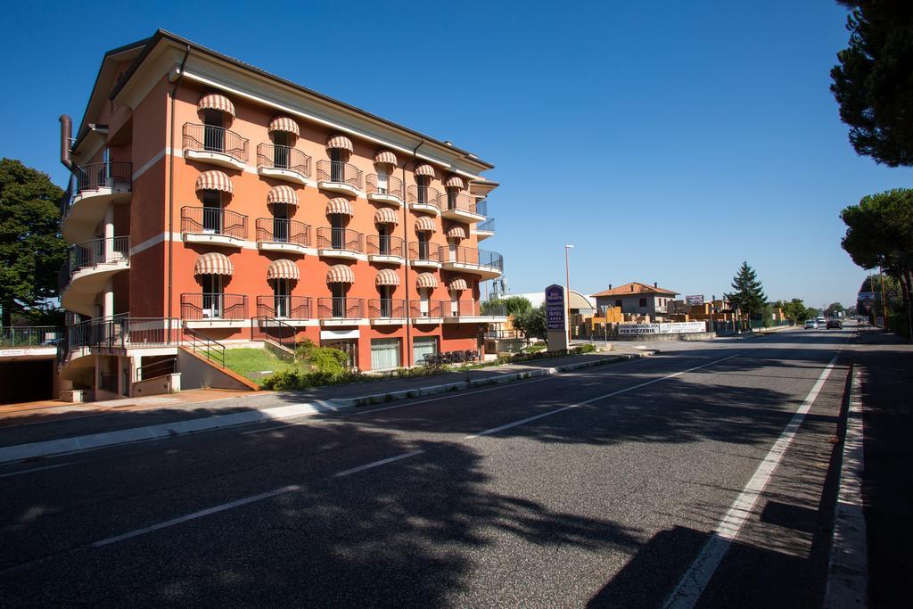 Western Hotel 3*