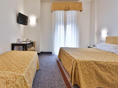 Western 3* Cesena